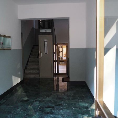 La Porta Accanto A Soli 900 Mt Dal Gaslini Genova Exterior foto