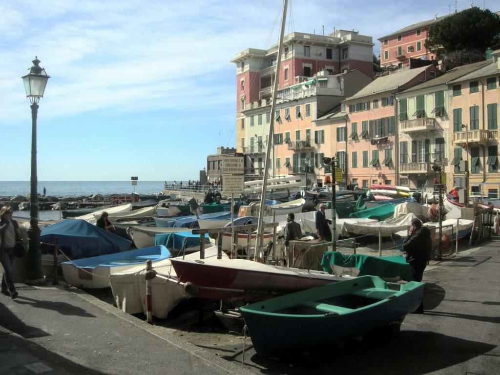 La Porta Accanto A Soli 900 Mt Dal Gaslini Genova Exterior foto
